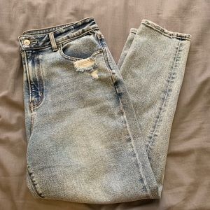 American Eagle Stretch Mom Jeans